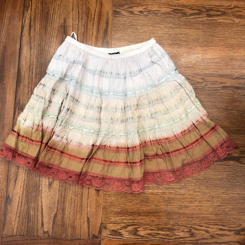 NWT Vintage 70’s midi skirt with lace detailing